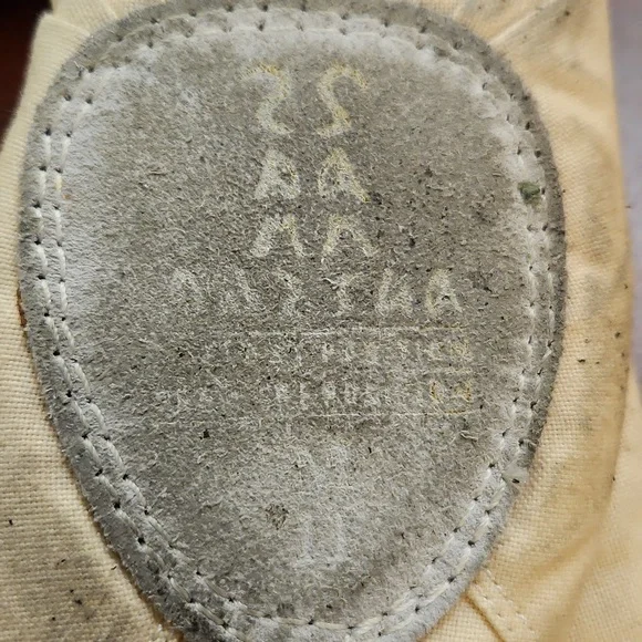 Ballet Slippers - Picture 4 of 6